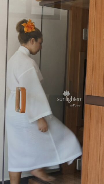 Calma en el cuerpo 🐚 

Oceanview pavilion holds quiet practice, sauna heat softens, massage restores, and mindful beach walks reconnect to nature and self.

Wellness integrated seamlessly into your weekend getaway. 

Availability beginning Dec. 1 brings you through the holiday season with ease. Book Direct hotel rooms via link in bio.

#OrquideaDelSur #PlayaYankee #WellnessNicaragua #OceanfrontSpa #YogaShala #Sauna #LuxuryInTheWild