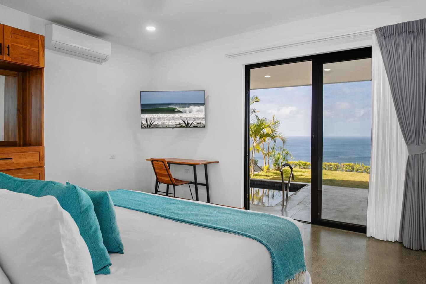 Say yes to this view from bed.

Wake up to the rhythm of the Pacific and the seclusion of your own private patio. At Orquídea, our modern and sophisticated boutique hotel rooms are designed for maximum relaxation—where the only thing between you and the horizon is your personal plunge pool.

Whether you’re lounging with a morning coffee or watching sunset from your King bed, this is the peace and privacy you’ve been looking for.

Plan your getaway: With Semana Santa approaching quickly, our calendar is filling up fast. Don’t miss your chance to spend the holiday with us in blissful serenity.

🗓️ Book your reservation now to secure your oceanfront haven.

Hotel Rooms & Suites:
🏩 www.orquideadelsur.com/stay/boutique-hotel

Rates, Availability & Reservations:
🌐 www.orquideadelsur.com/book

#luxuryinthewild #BoutiqueHotelNicaragua #SanJuanDelSur #SemanaSanta2026 #AdultsOnlyHotel